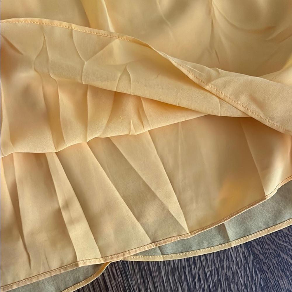 Chic Yellow Sleeveless Mini Dress by Walter Baker - Picture 5 of 10